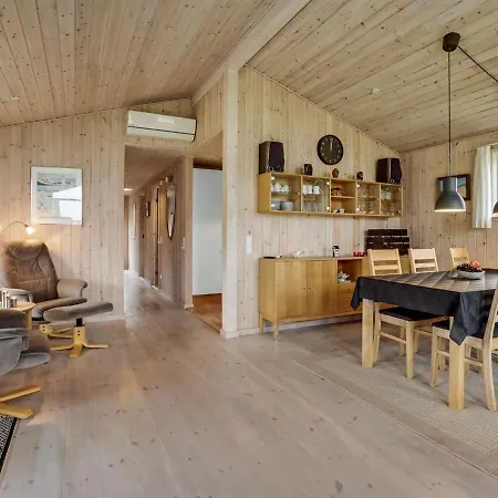 Sampsa - 600m From The Sea In Nw Jutland By Interhome Hjorring