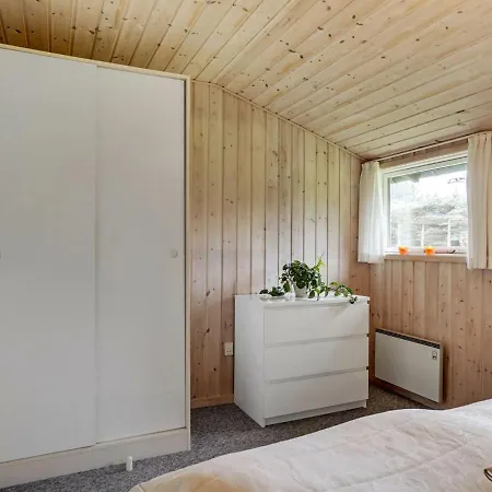 Holiday home Sampsa - 600m From The Sea In Nw Jutland By Interhome Hjorring